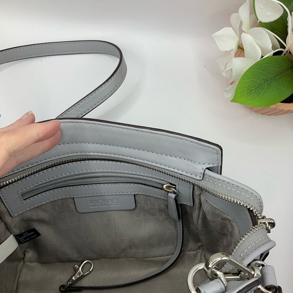 Michael Kors Selma Satchel Gray Chevron Leather Crossbody Bag Purse - Picture 8 of 12